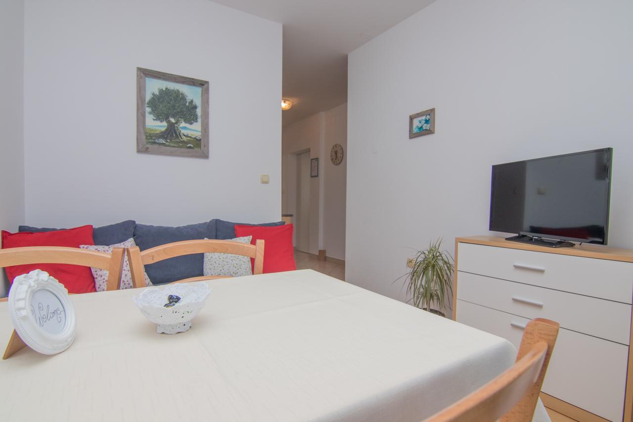 Elida Apartment Krk Town Bagian luar foto